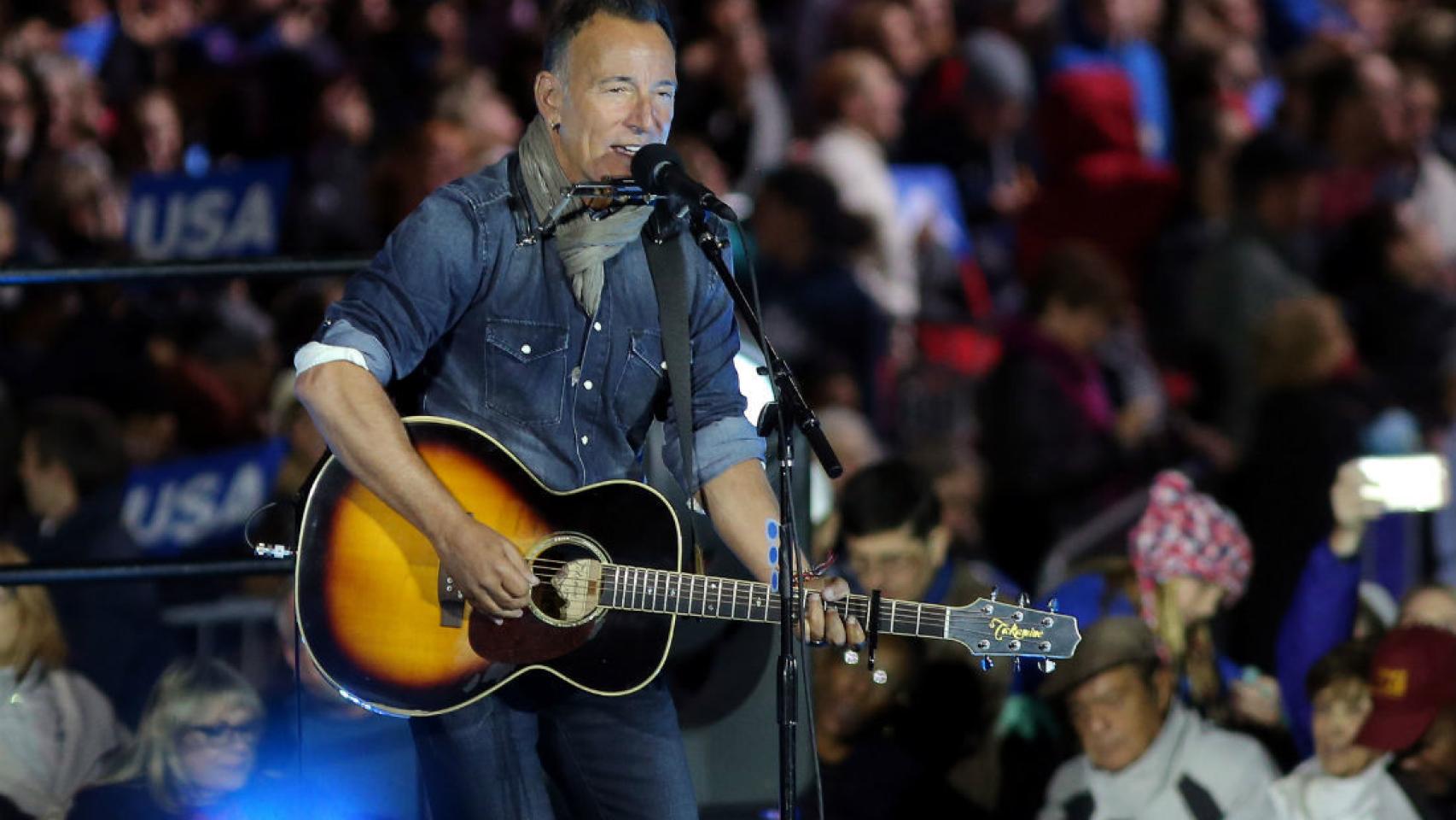 Bruce Springsteen, durante su actuación en el acto de Clinton.