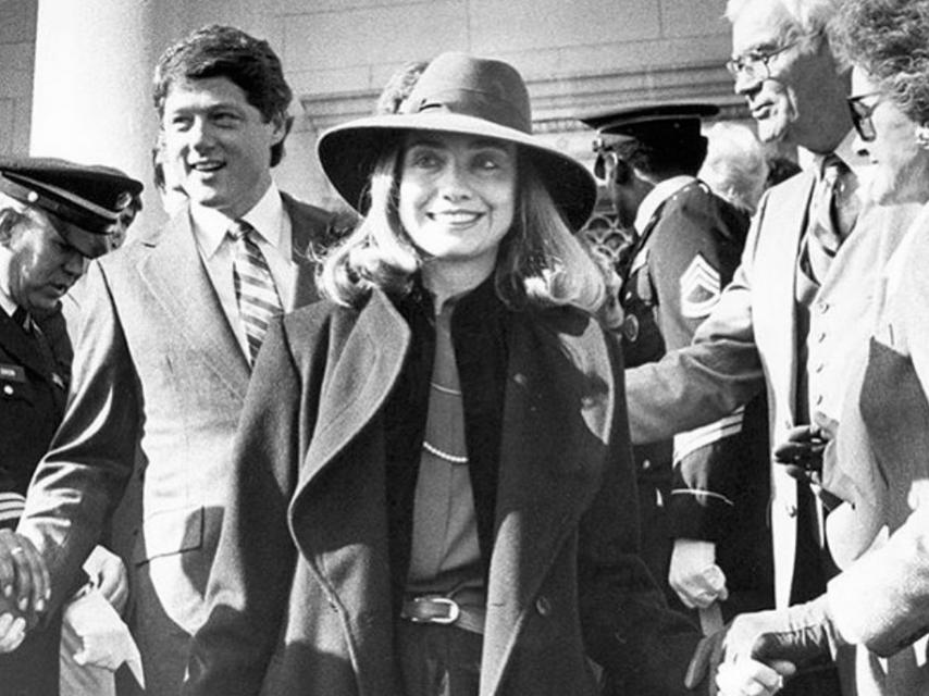 Hillary Clinton tras la primera victoria electoral del matrimonio, en Arkansas