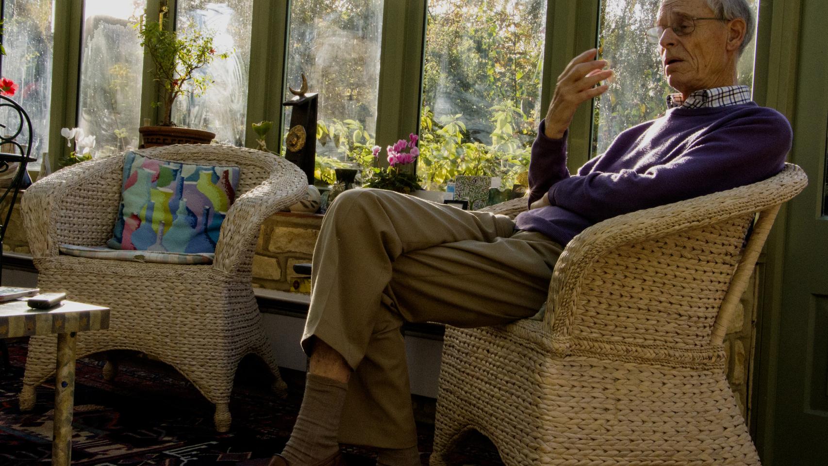 El historiador John H. Elliott en su casa a las afueras de Oxford.