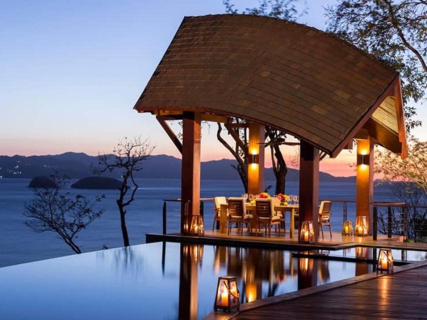 Cielo Room del Four Seasons Resort en Peninsula Papagayo.