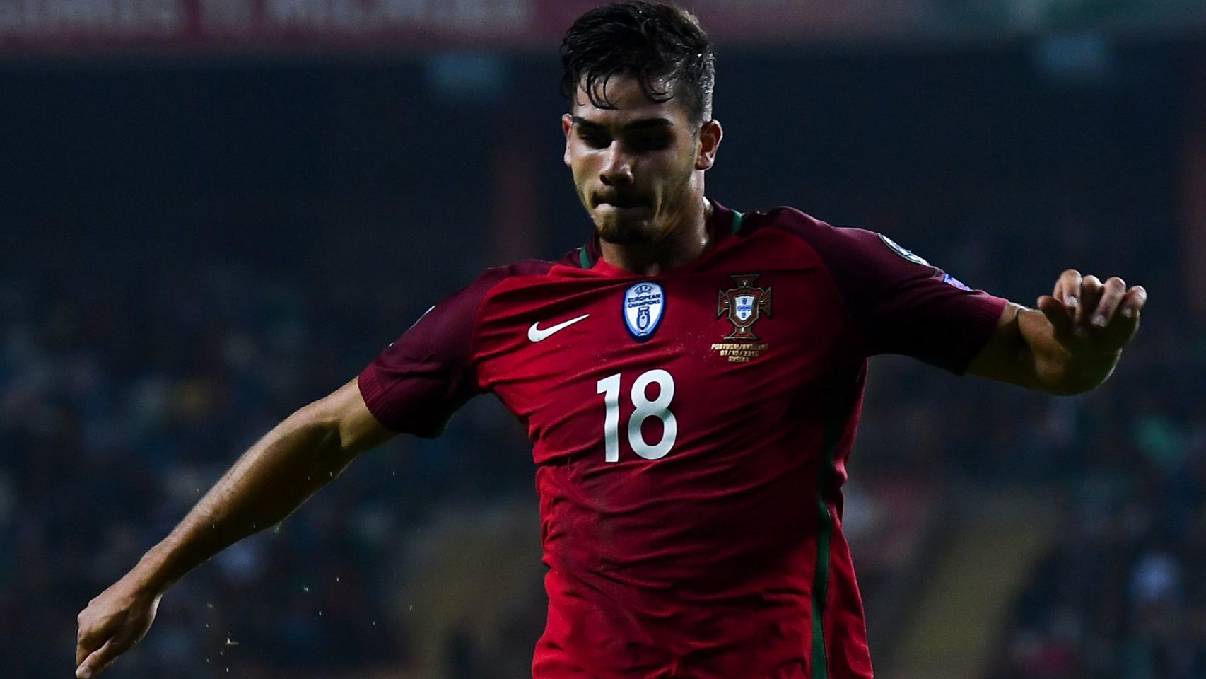 André Silva en un encuentro con Portugal.
