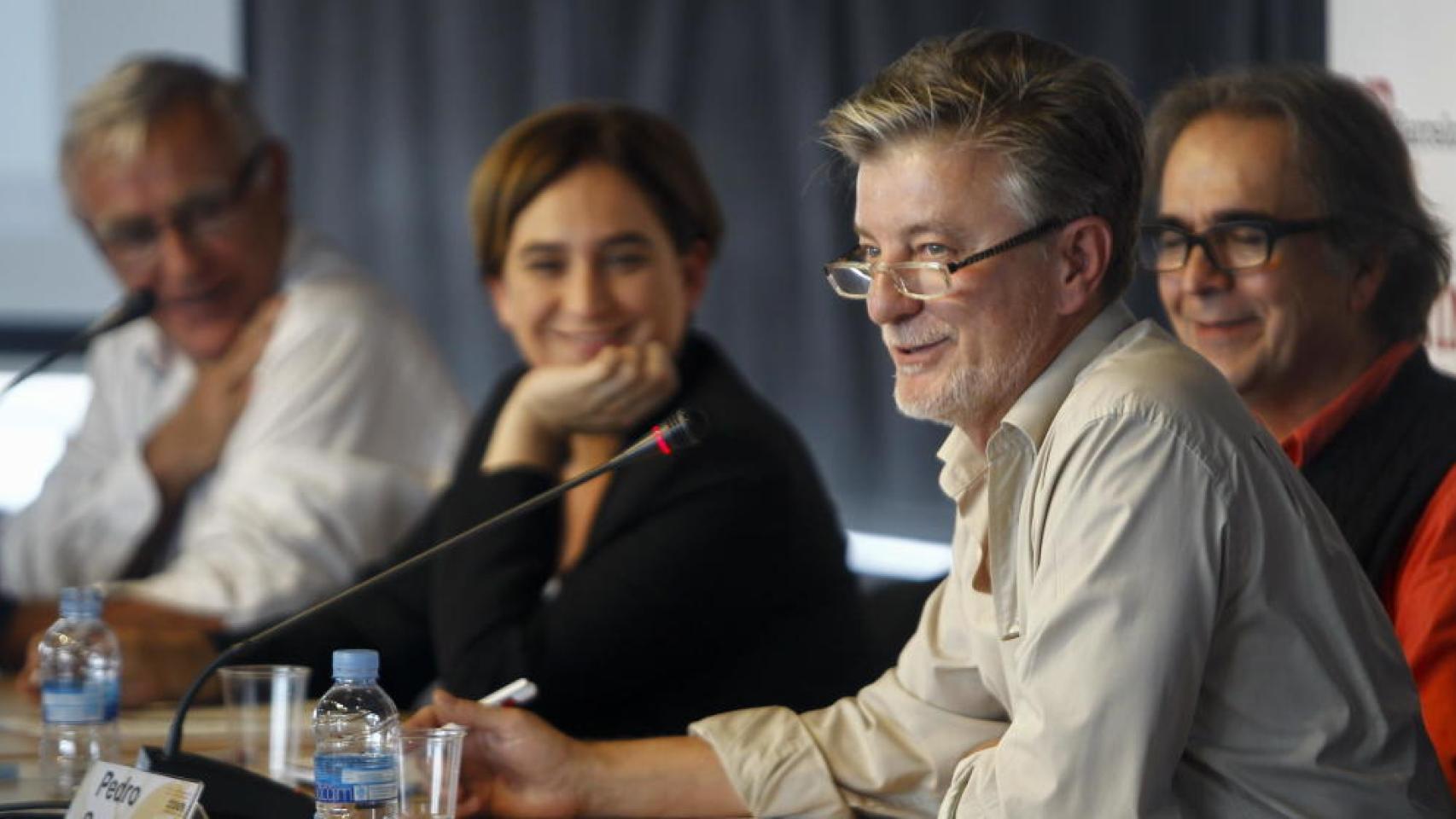 Pedro Santisteve, alcalde de Zaragoza, junto a Colau y Ribó.