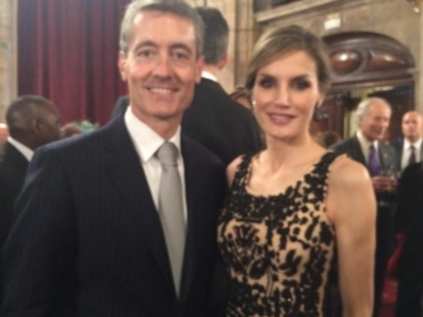 El jefe de Telma Ortiz con la reina Letizia.