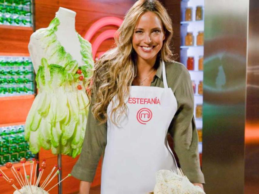 Imagen promocional del programa con Estefanía Luyk