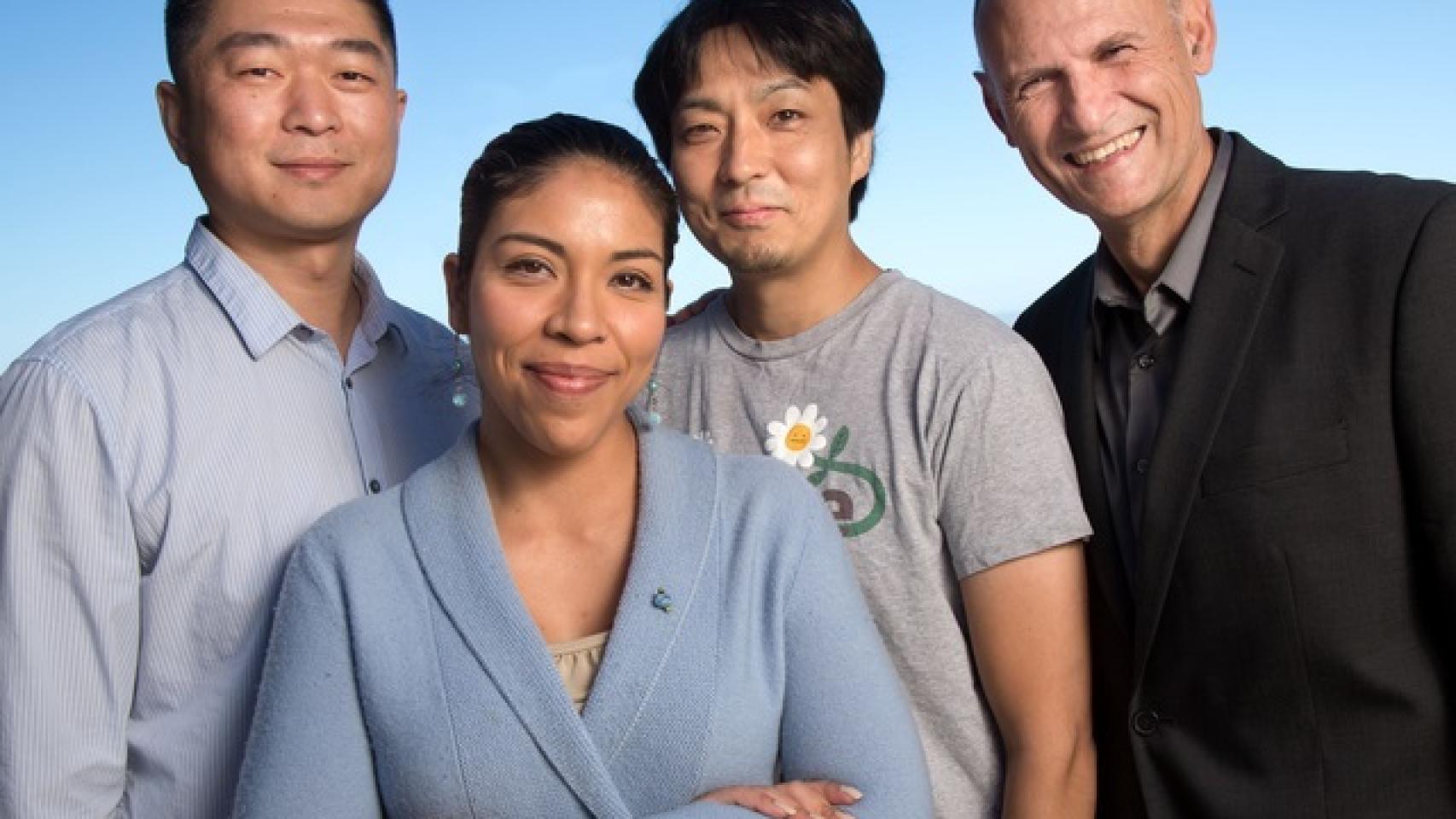 De izquierda a derecha: Jun Wu, Reyna Hernandez-Benitez, Keiichiro Suzuki y Juan Carlos Izpisua
