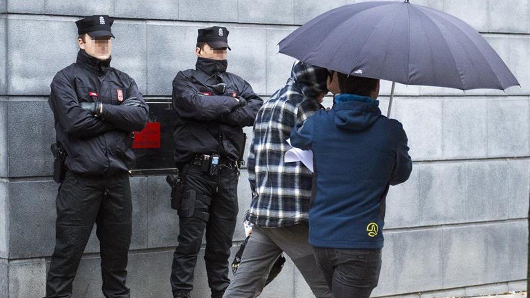 Nueve de los detenidos por agredir a guardia civiles de Alsasua están procesados por la Audiencia Nacional.