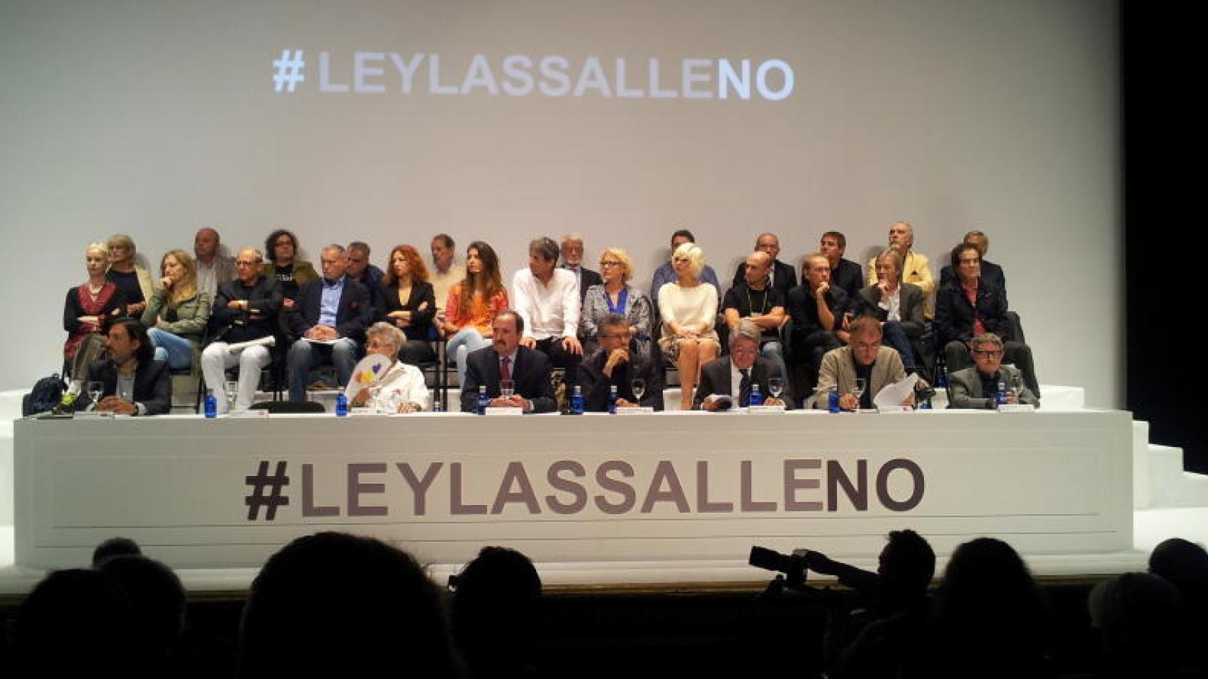 Reunión en el Círculo de Bellas Artes contra Lassalle, en 2014.