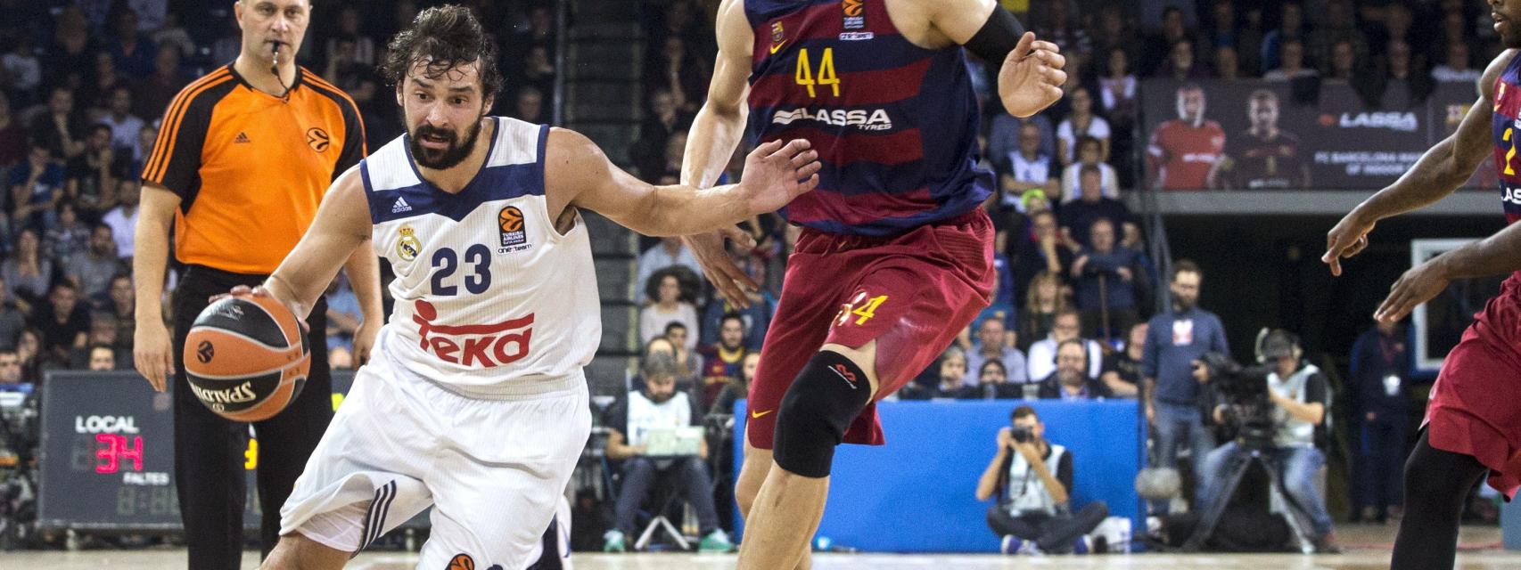 Llull supera a Tomic durante el encuentro en el Palau.