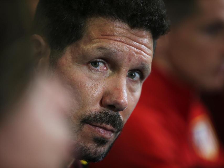 Simeone, antes de una rueda de prensa.