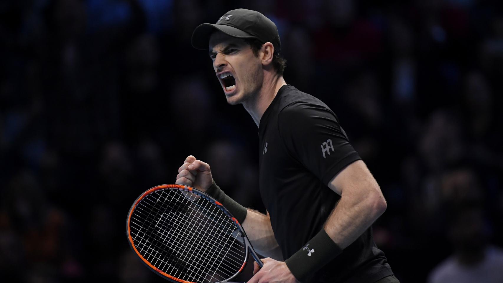 Andy Murray celebra su victoria en la Copa de Maestros.