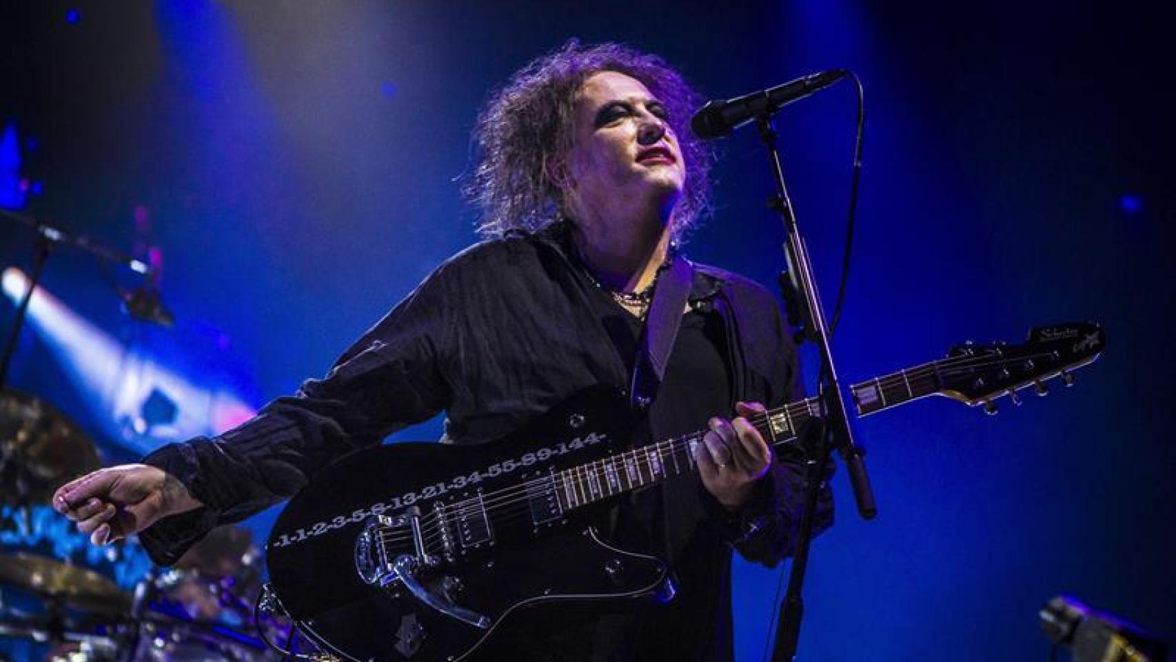 Robert Smith se dejó la piel en las más de dos horas de concierto en Madrid.