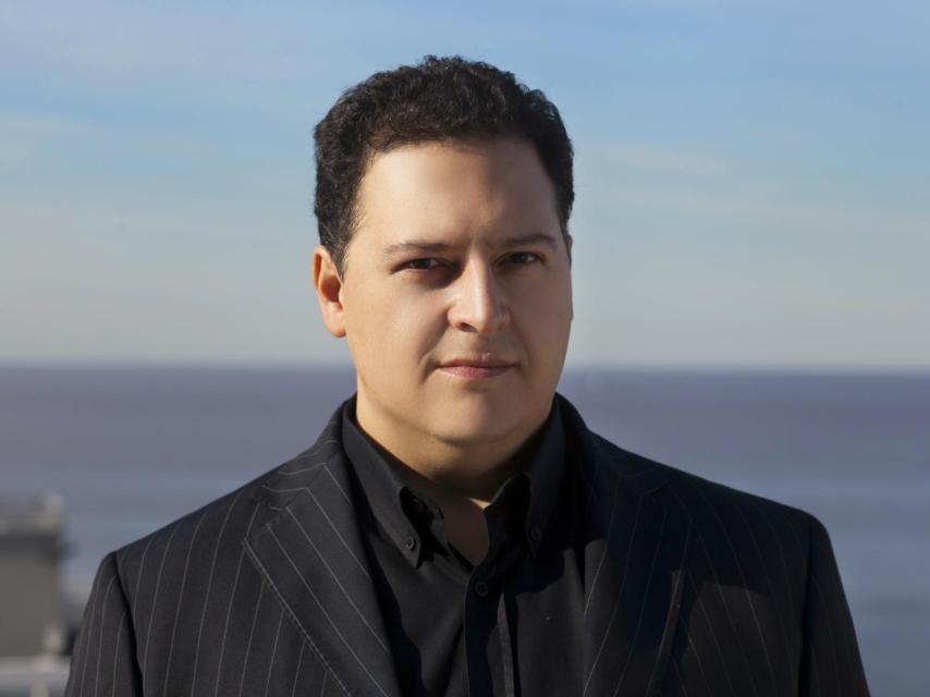 Sebastián Marroquín, antes Juan Pablo Escobar, en la actualidad.