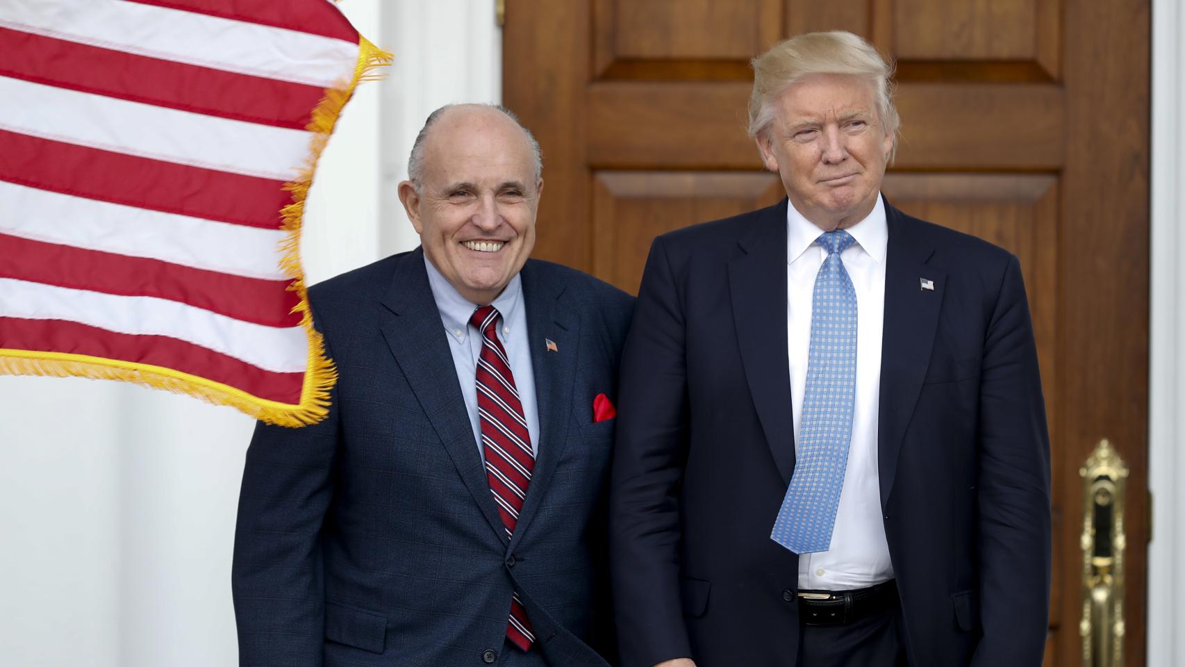 Michael Bloomberg y Donald Trump