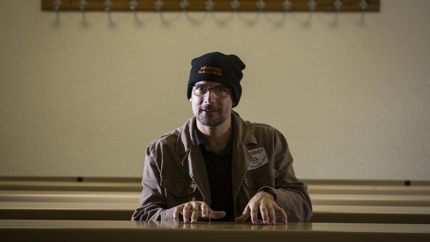 Yago F. Hansen. Hacker, experto en redes wifi.