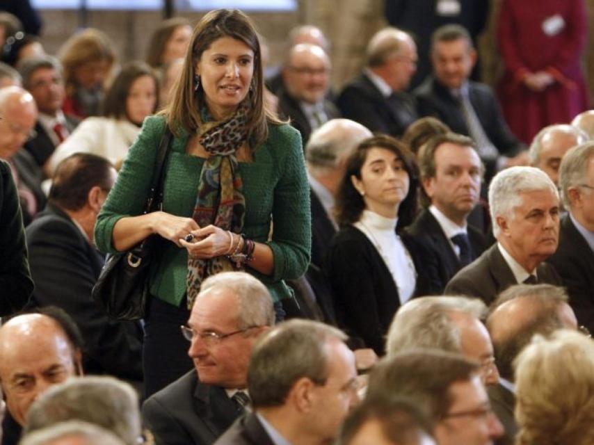 Esther Pastor sigue trabajando para Alberto Fabra en la oficina de ex presidentes