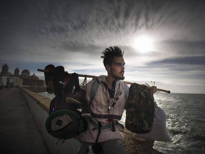 Emilio Chico, 21 años. Vive actualmente en las calles de Cádiz como opción propia.