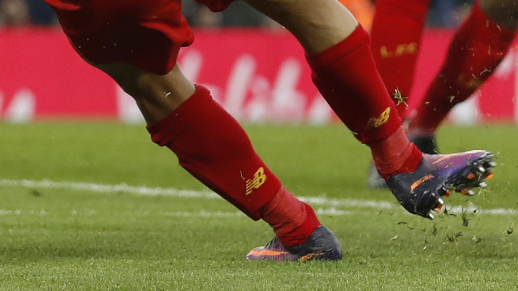 Así se torció el tobillo derecho Coutinho.