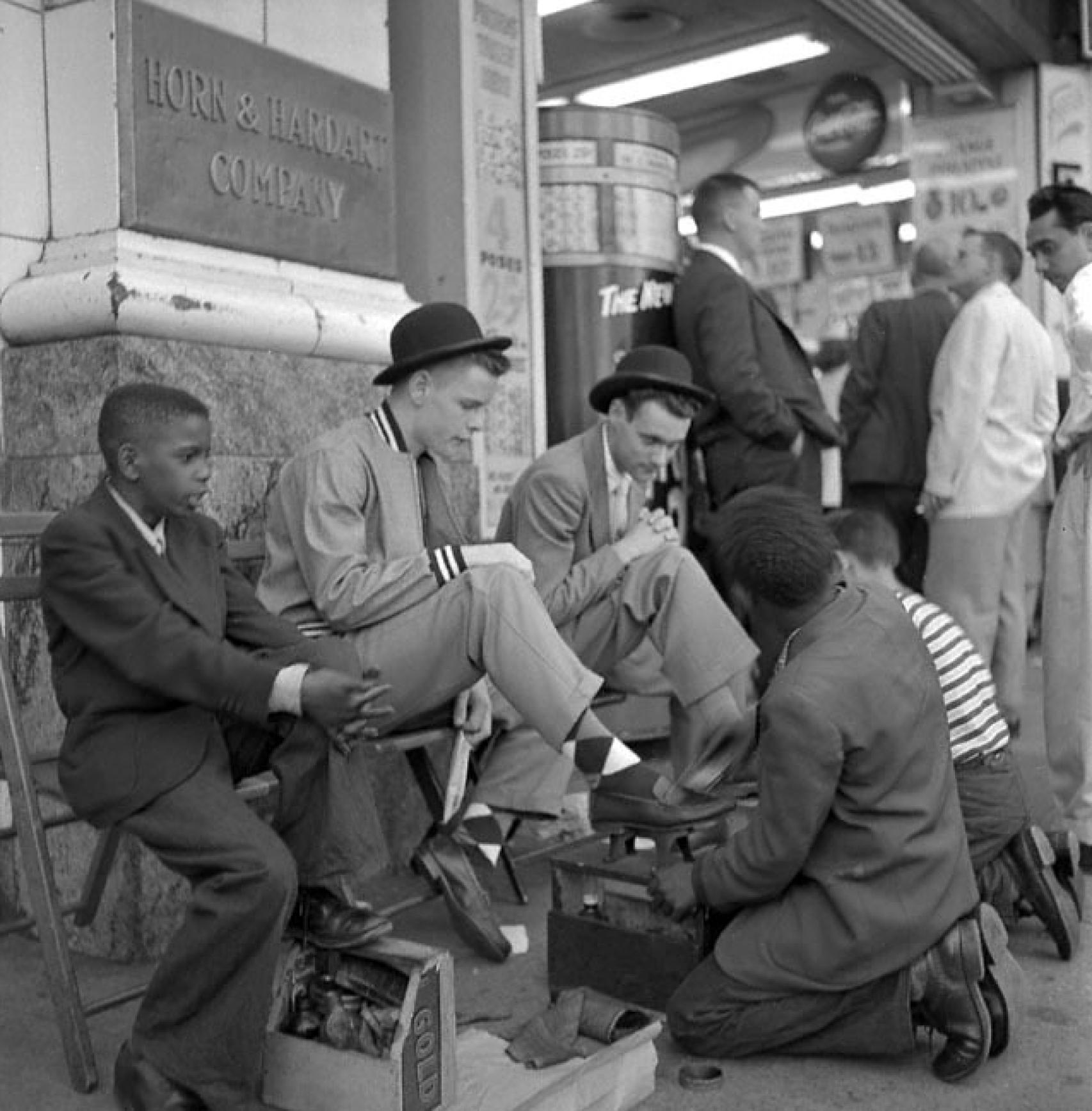 Limpiabotas, 1954.