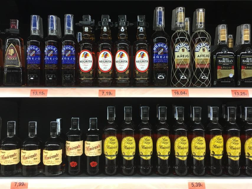 Diferencias de precios entre el ron 'original' y la marca blanca de Mercadona