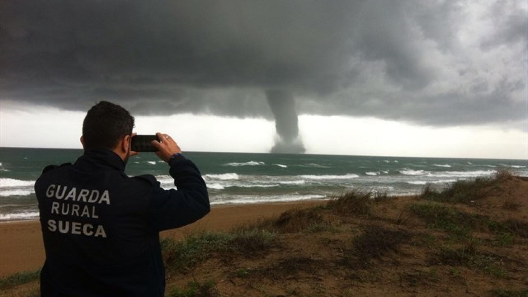 La manga marina más nítida e imponente de la última década