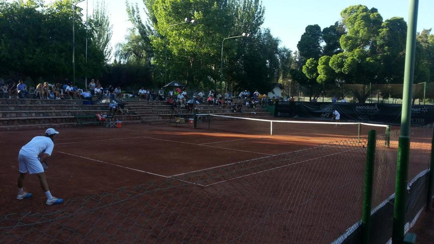 Imagen de un partido del Futures de Mendoza.