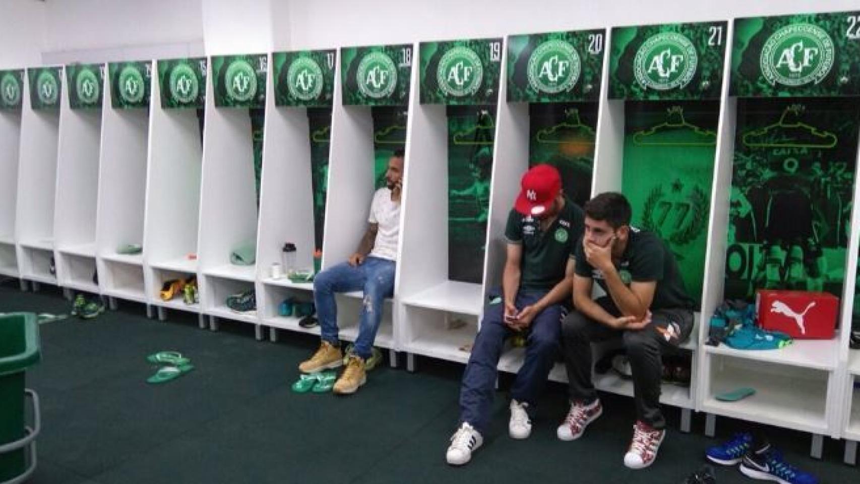 Los jugadores del Chapecoense, desolados.
