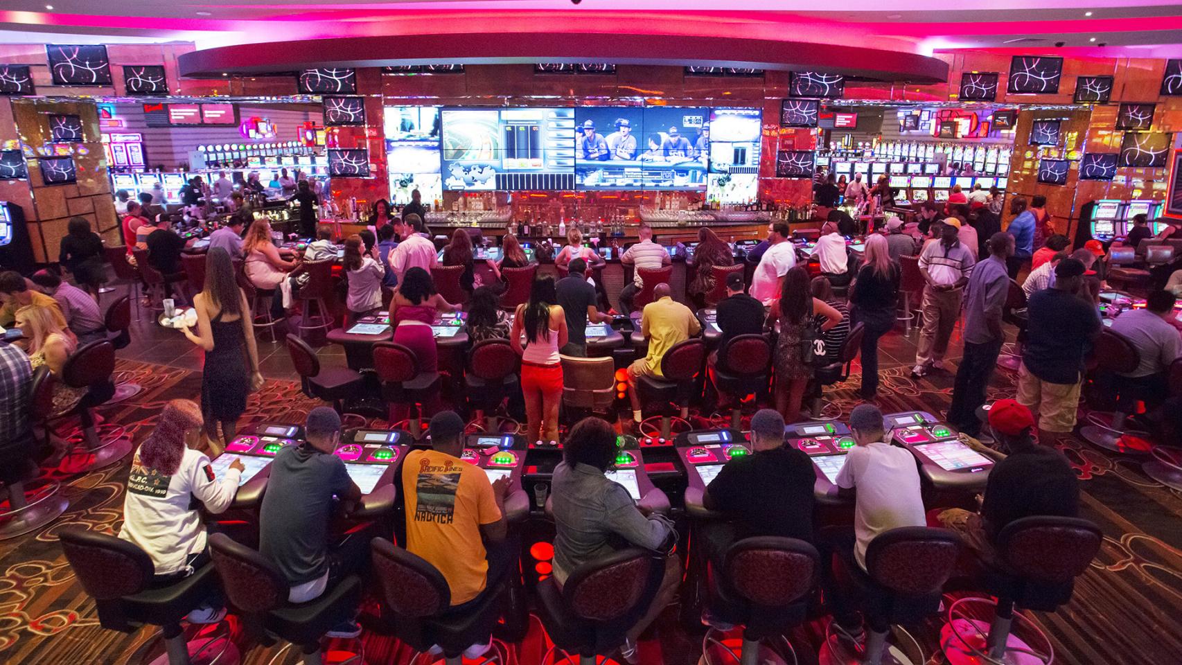 Interior de uno de los casinos de Cordish Group.