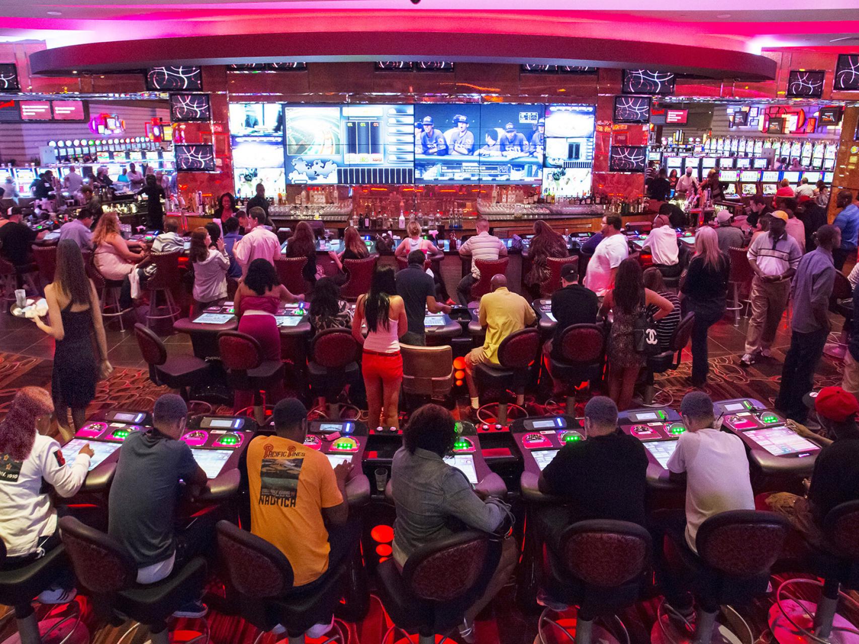 Interior de uno de los casinos de Cordish Group.