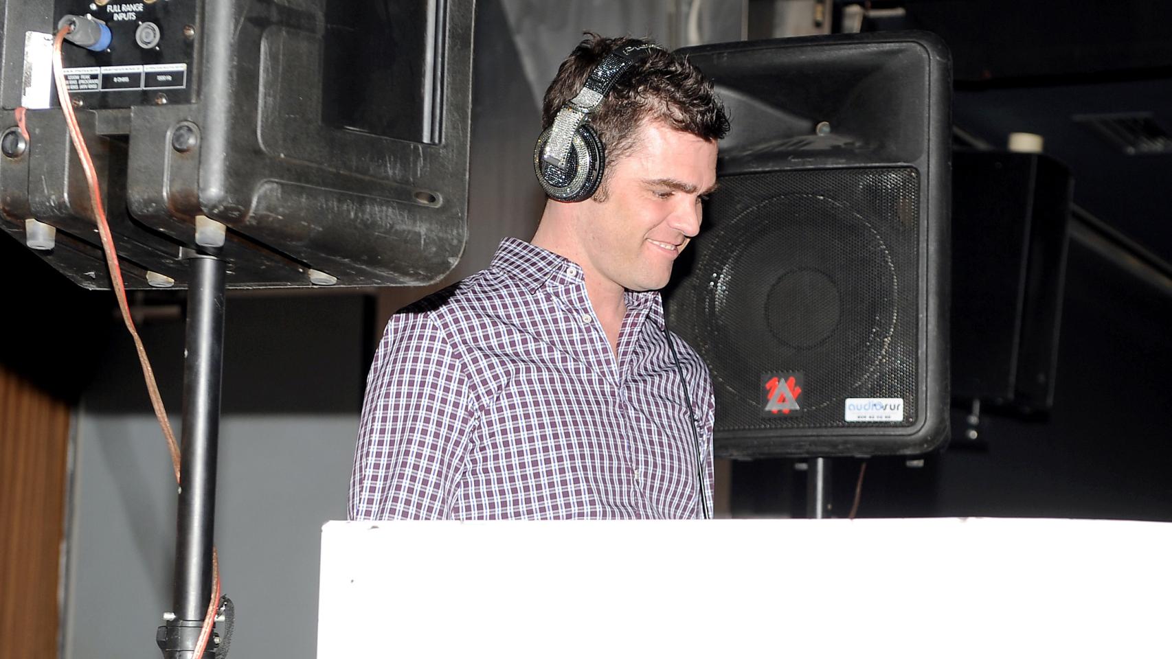 Fonsi Nieto, durante una de sus sesiones como dj.