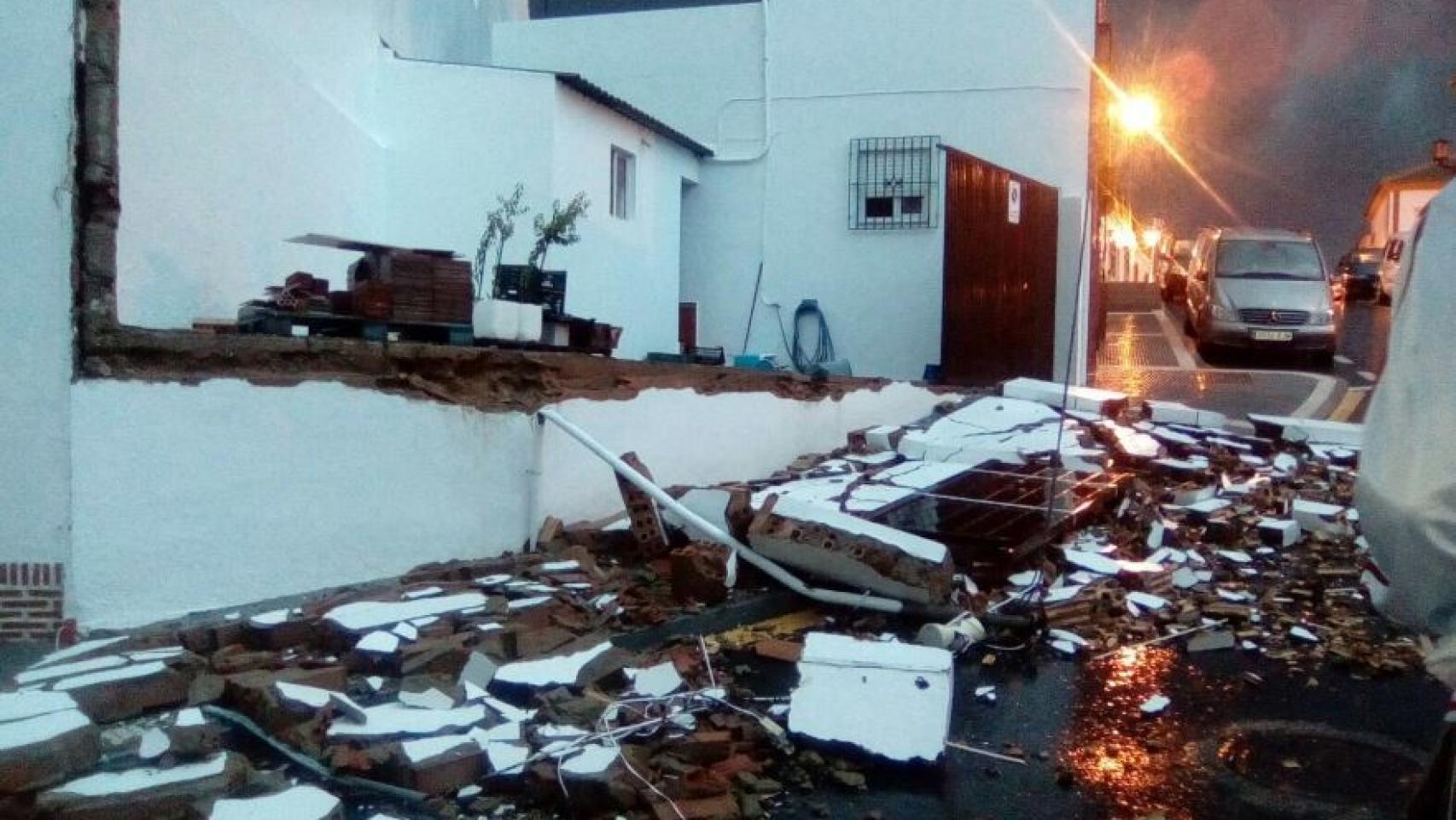 Los destrozos provocados por el tornado.