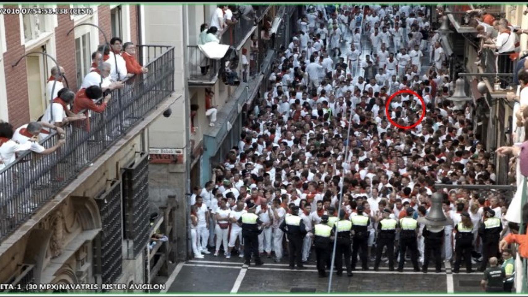 Los investigados, momentos antes de arrancar el encierro.