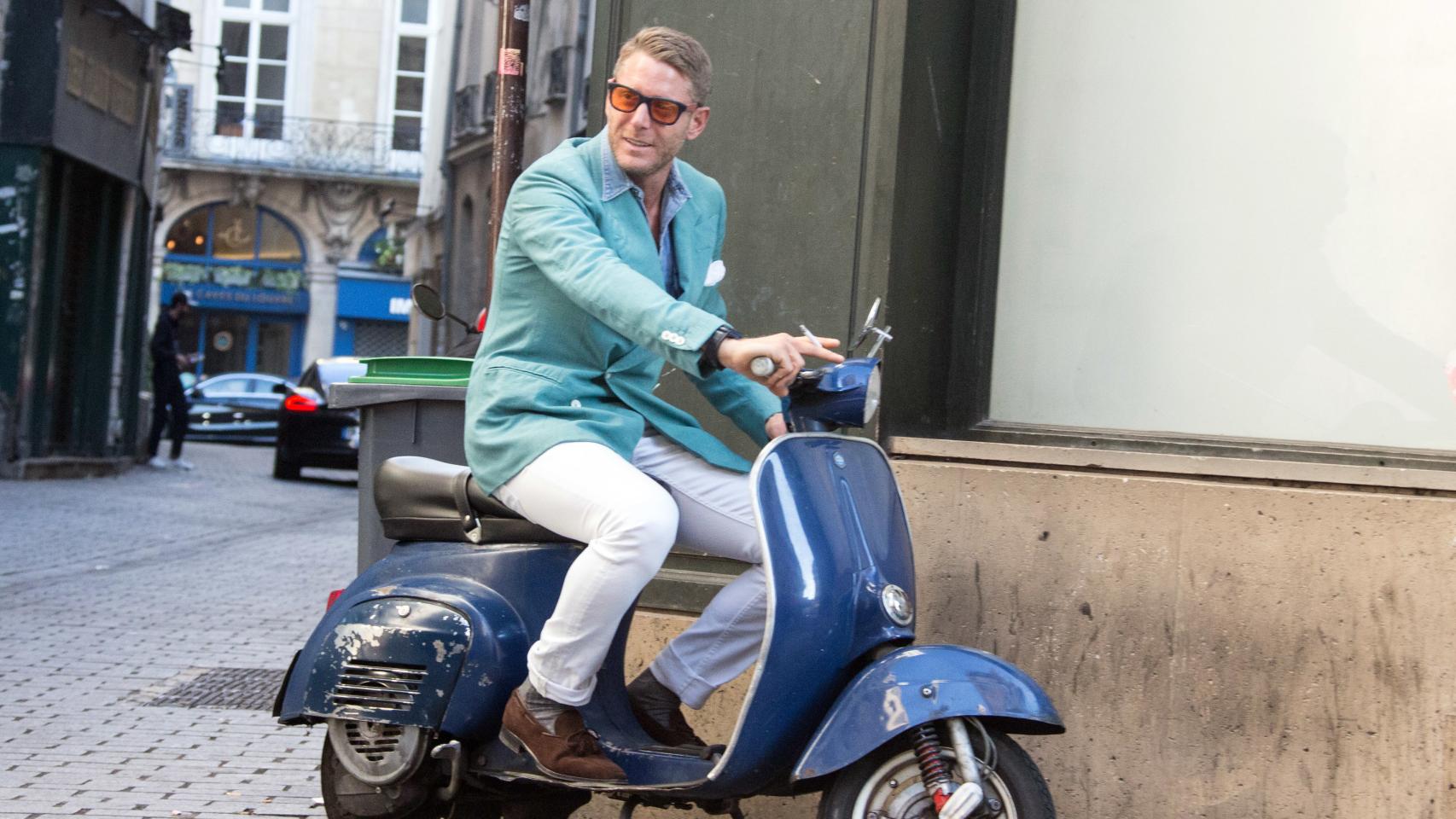 Lapo Elkann en las calles de Milan