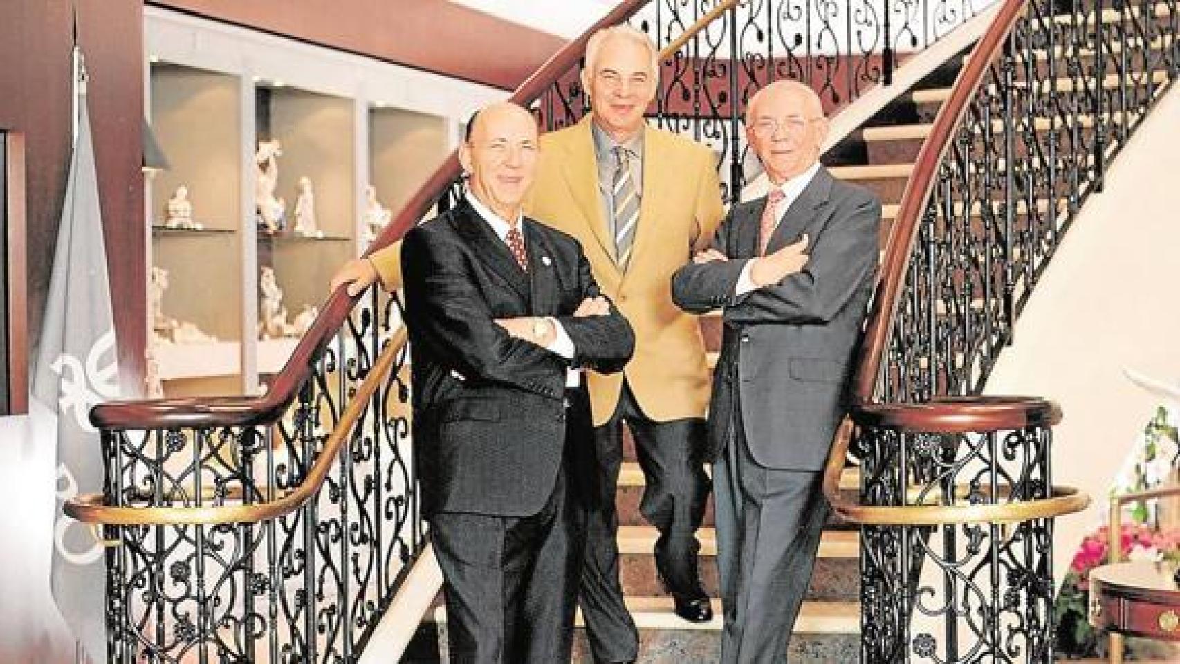 Los tres hermanos, presidentes fundadores de Lladró, que estos días vive sus horas más bajas.