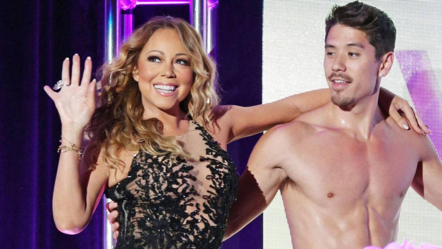 La pareja muy sonriente y unida en mitad de un show televisado.