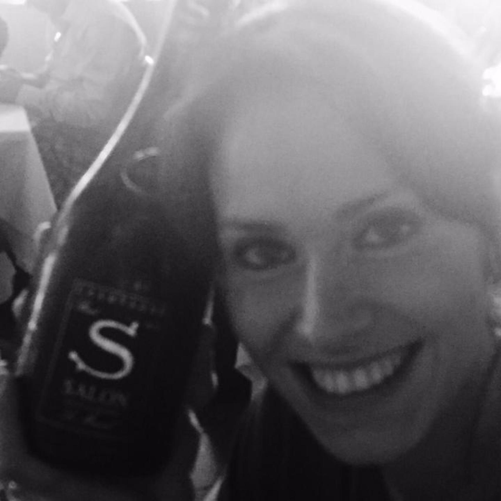 Eva María Alonso es delegada comercial de una conocida empresa de vinos.