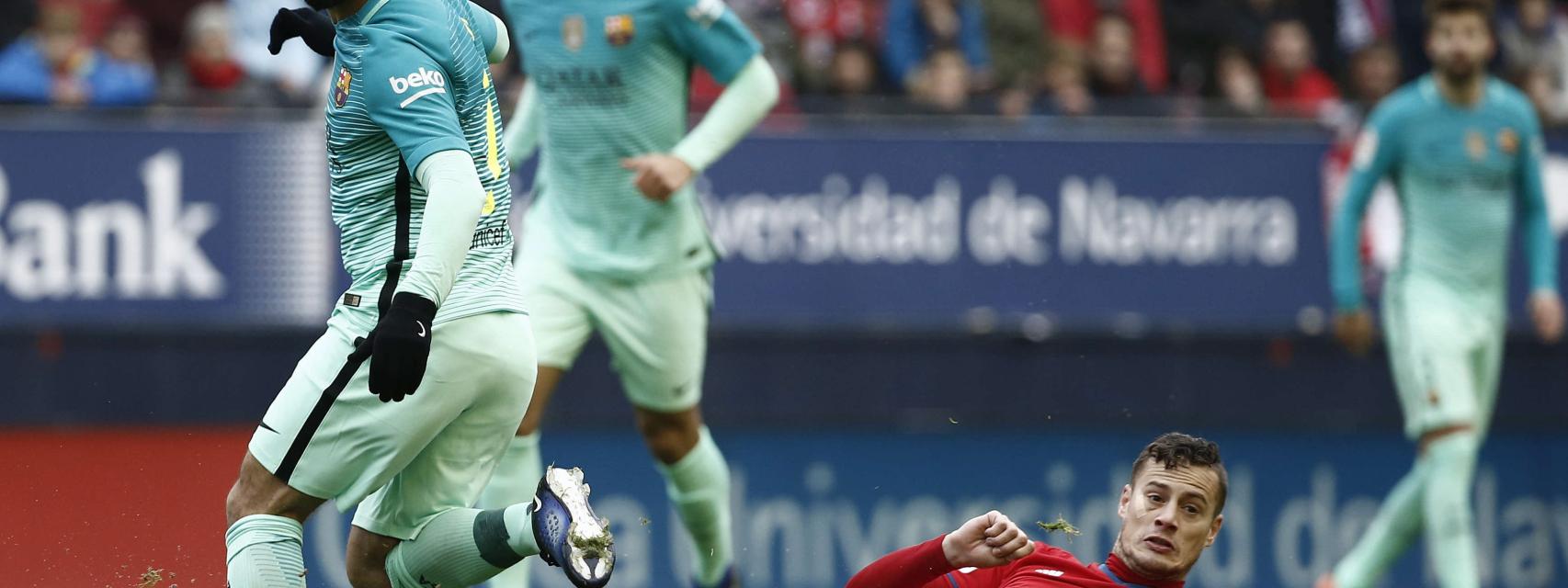 Siga en vivo el partido Osasuna - Barcelona