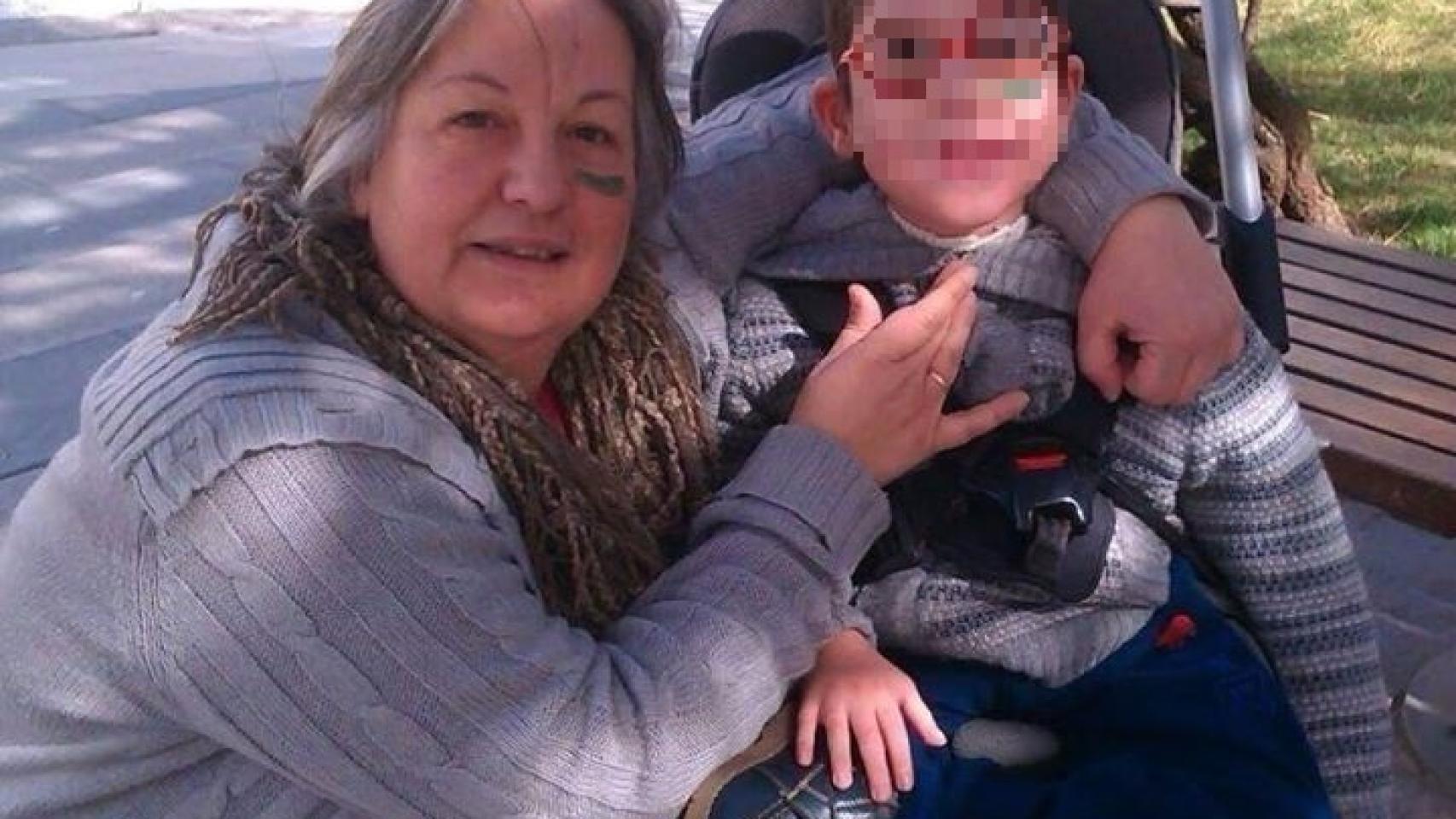 Aurelia Jerez con su hijo.