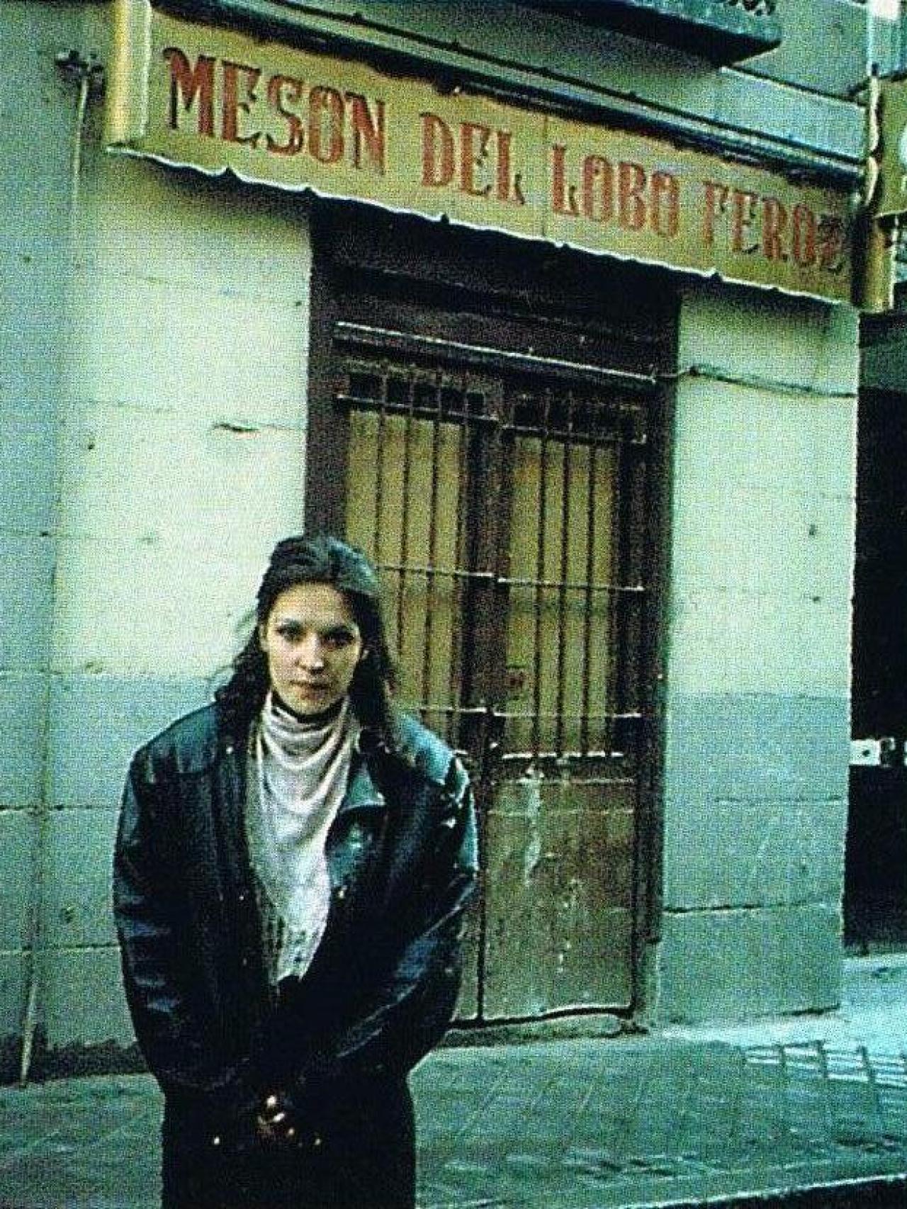 Araceli, pese a ser acuchillada un montón de veces, consiguió salvar la vida.