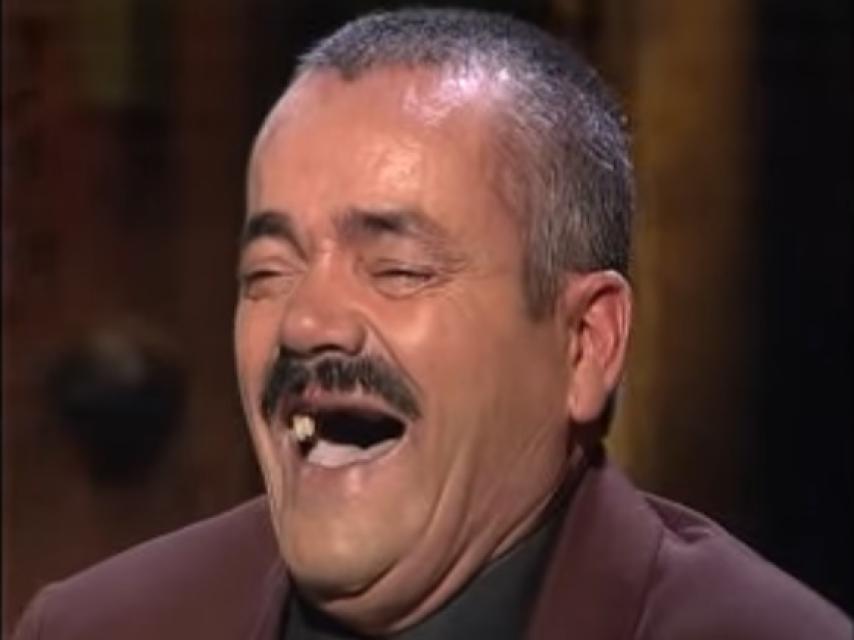 El Risitas durante uno de los programas de 'El Loco de la Colina'.