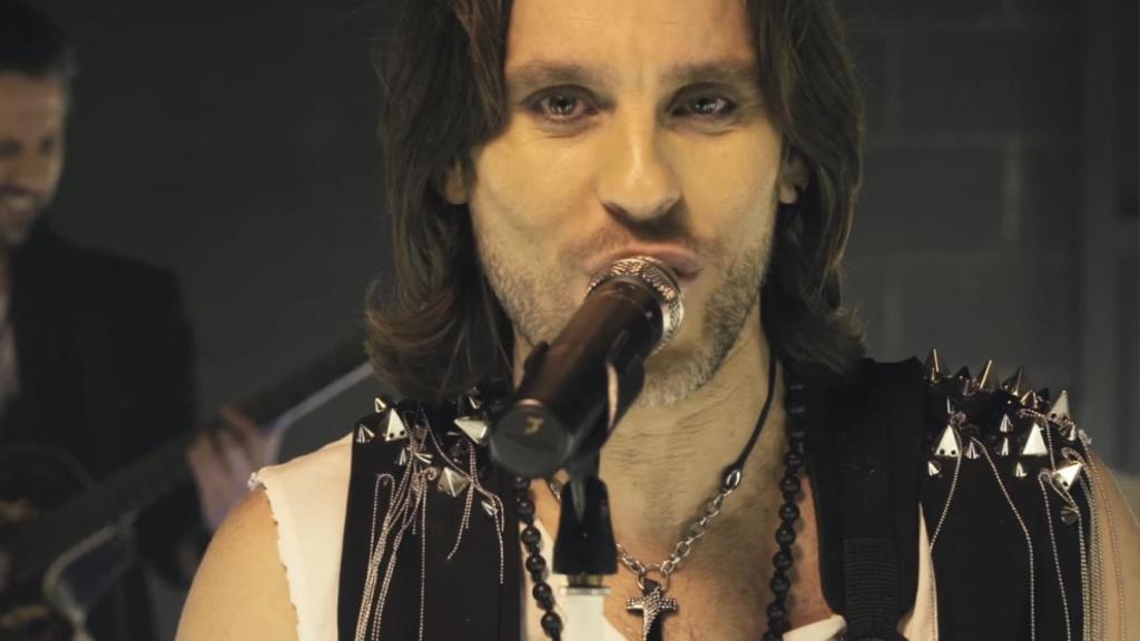 JaviAn: Quien afirma que 'No somos héroes' es un plagio de Álvaro Soler es un burro