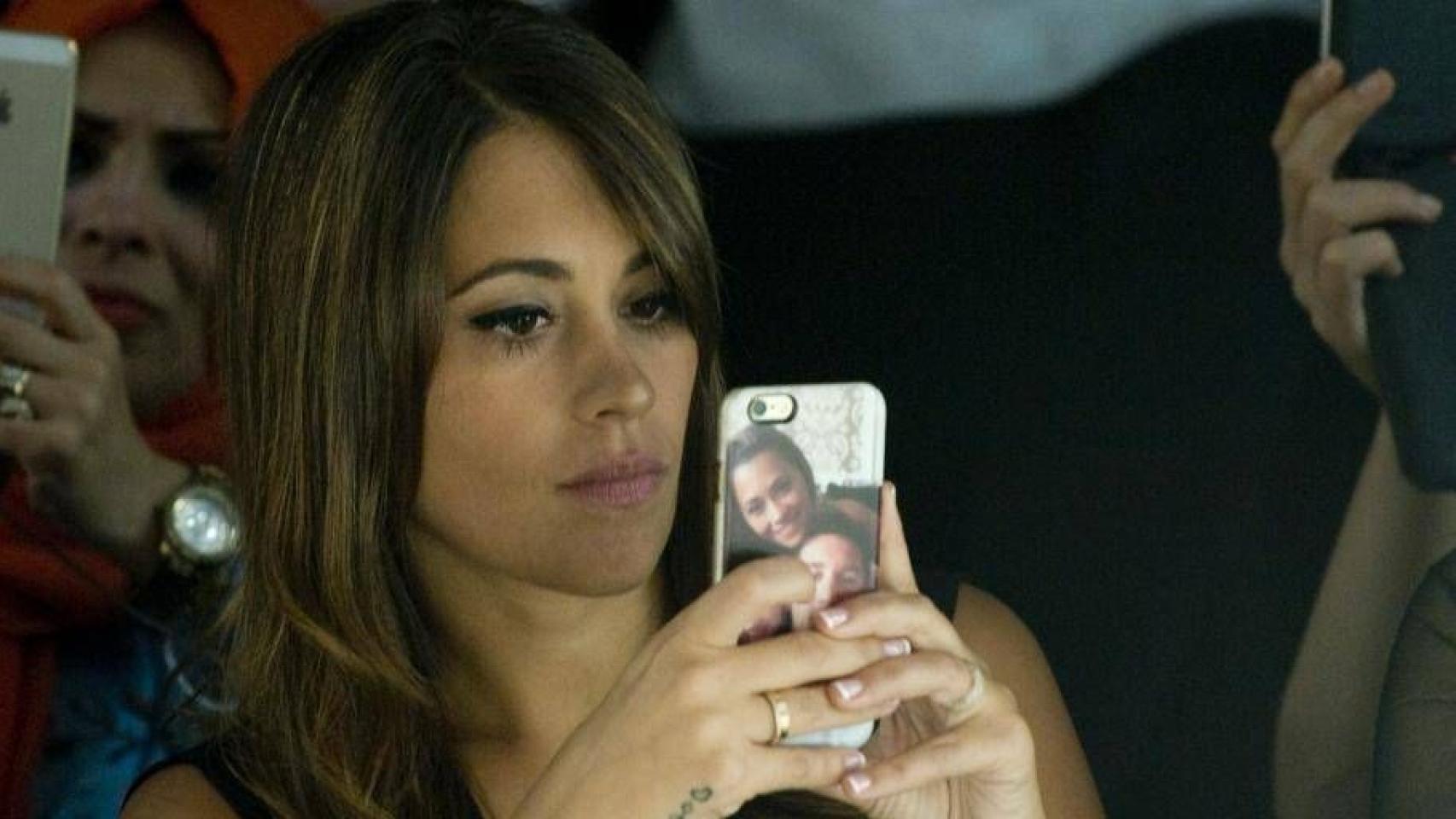 Antonella Rocuzzo en un desfile de Rosa Clará