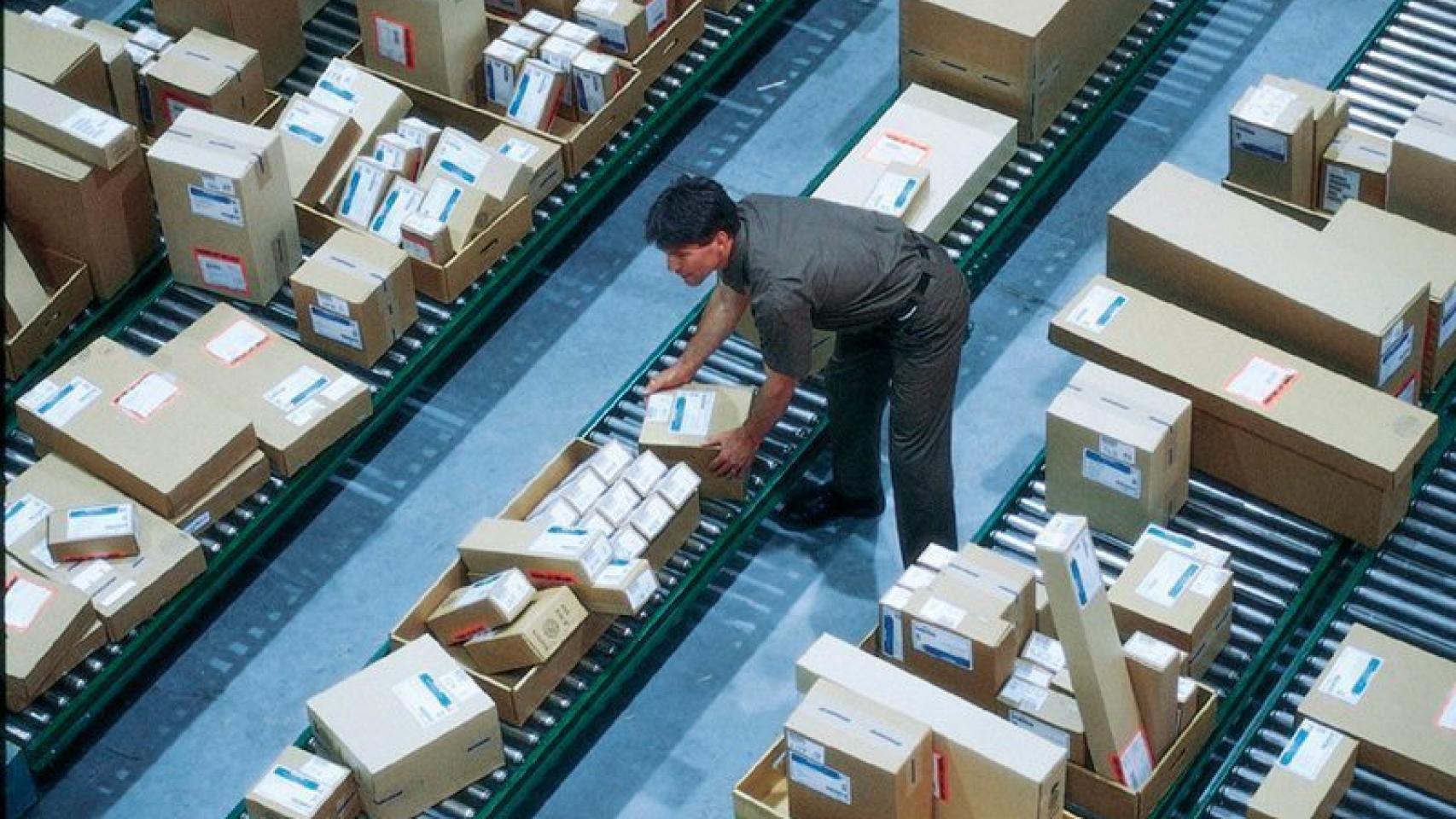 Imagen de archivo de una empresa de paquetería.