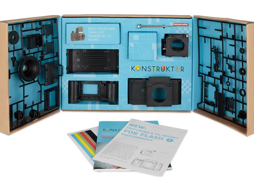 El kit Lomo para hacer una cámara.