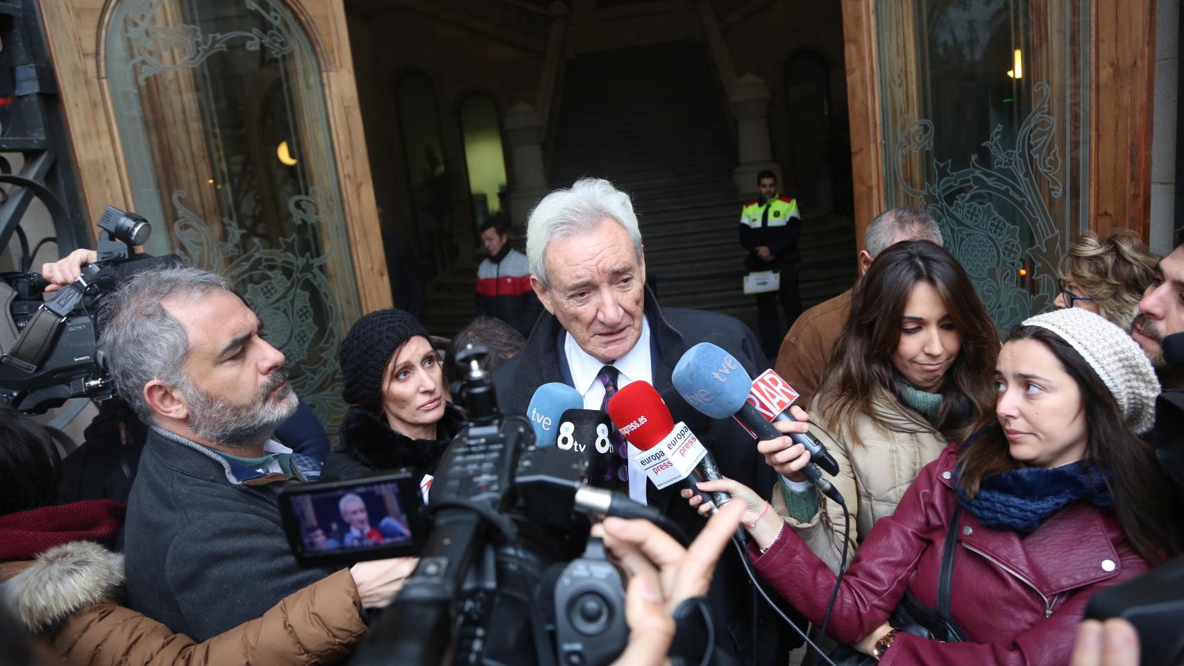 Luis del Olmo a la salida del juicio en la Audiencia de Barcelona