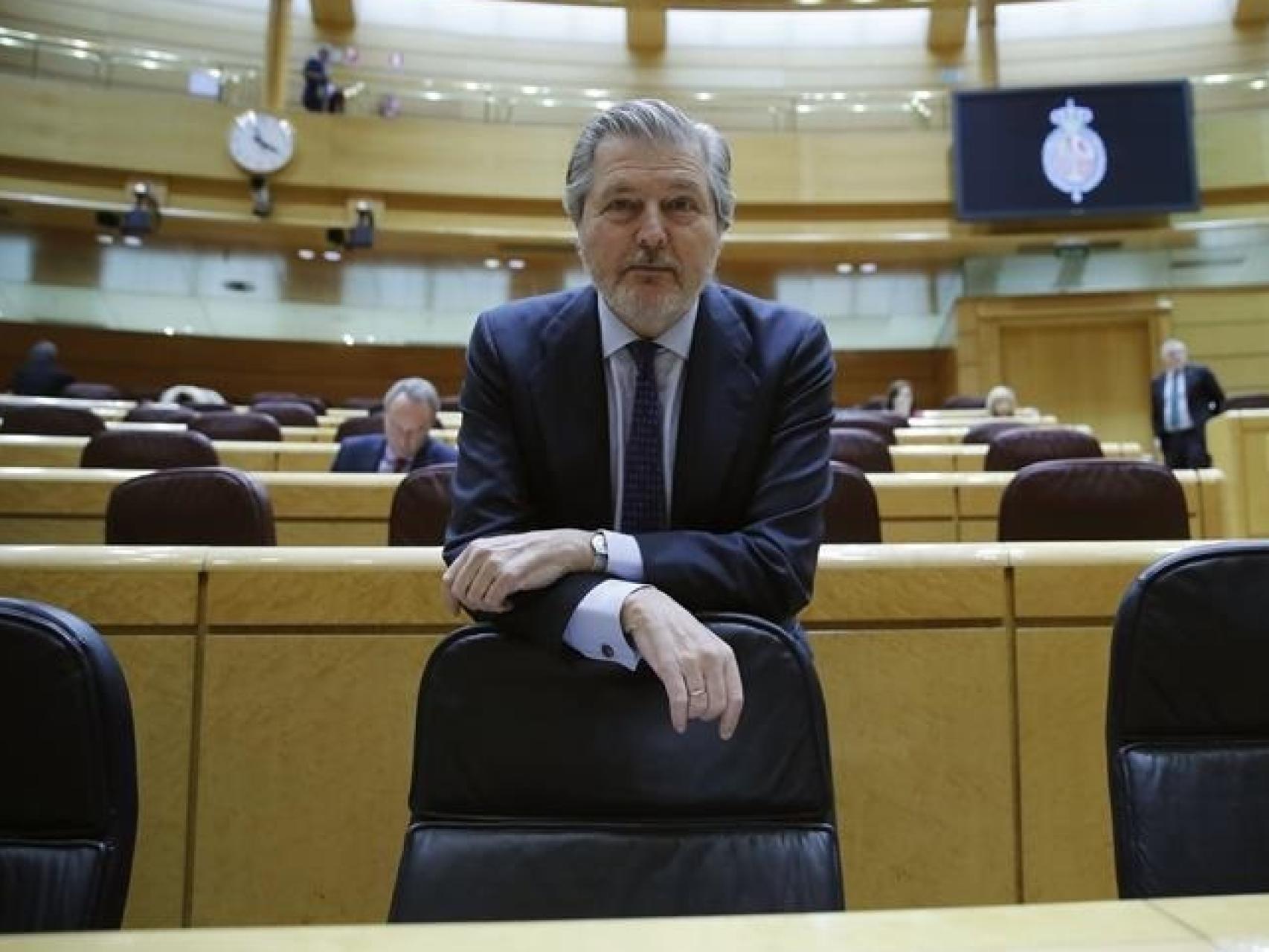 Méndez de Vigo en la sesión de control del Senado.