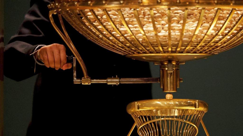 Comprueba los números premiados de la lotería de Navidad desde el móvil