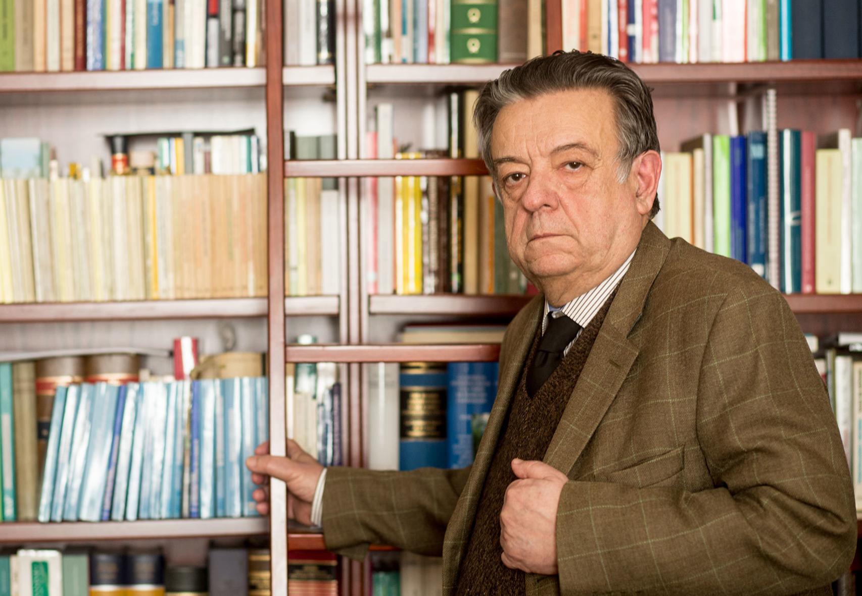 Herrero de Miñón en su despacho del Consejo de Estado.