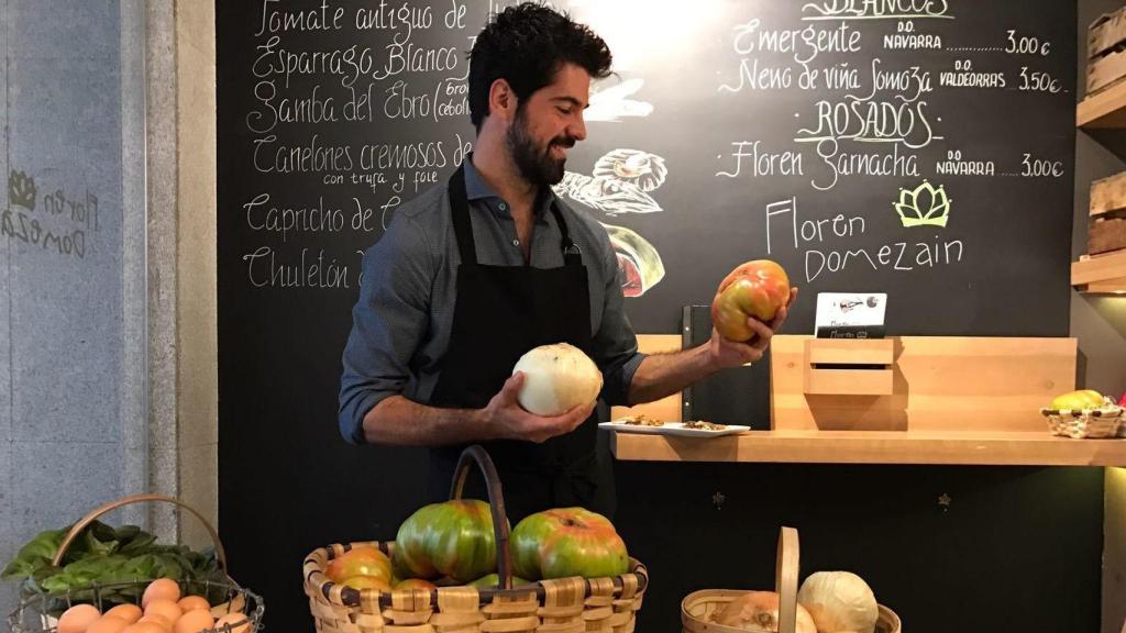 El actor en el restaurante madrileño Floren Domezain.