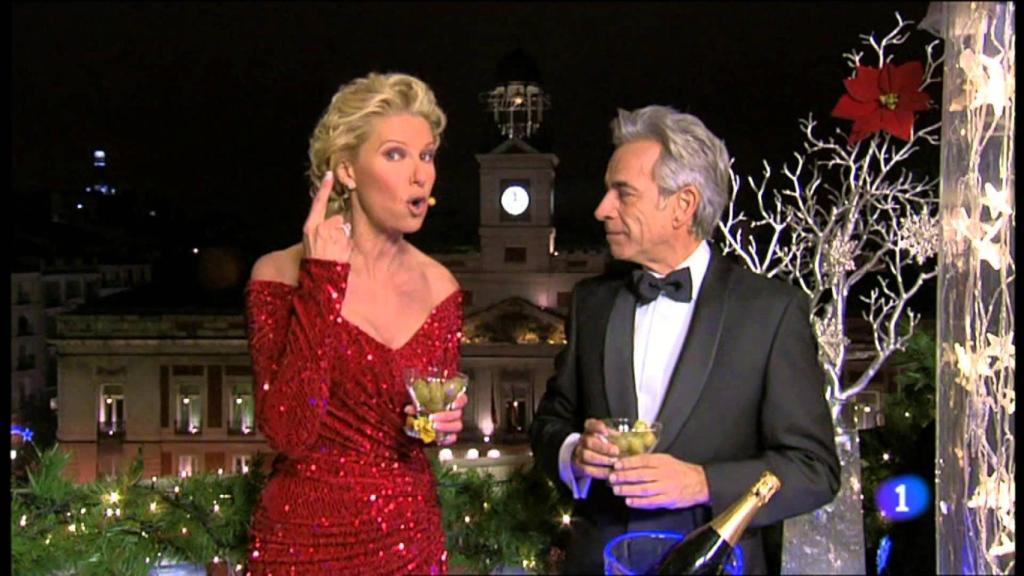 Anne Igartiburu junto a Imanol Arias.