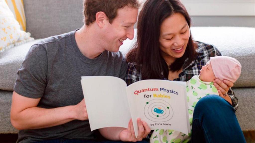 Mark Zuckerberg se puso como reto leer un libro a la semana.